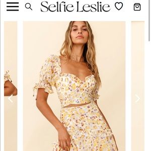 Selfie Leslie Puff Sleeve Crop Top